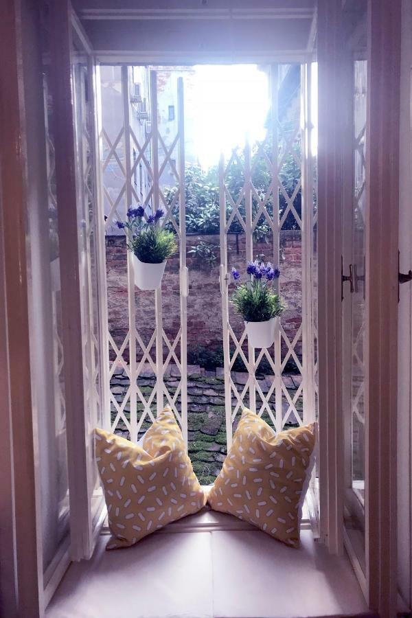 Mely Apartment In The City Center Zagabria Esterno foto
